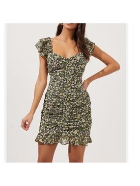 ASTR The Label Medium Floral Ruched Fairy Lined Mini Dress